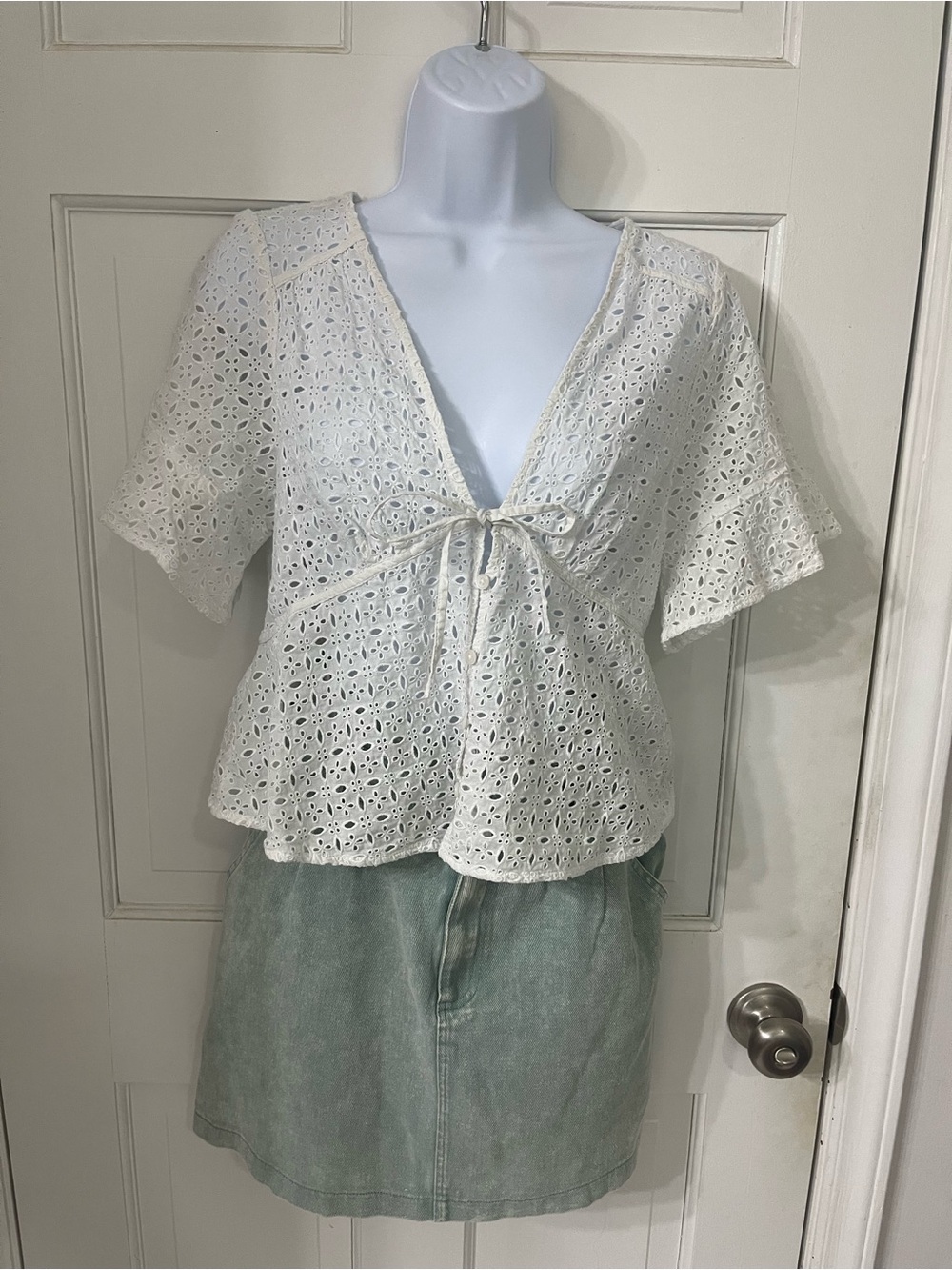 Madewell White Eyelet Tie-Front Women's Top